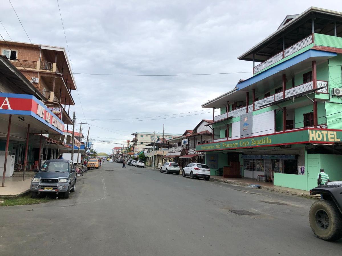 Reff Hotel Bocas Town Kültér fotó