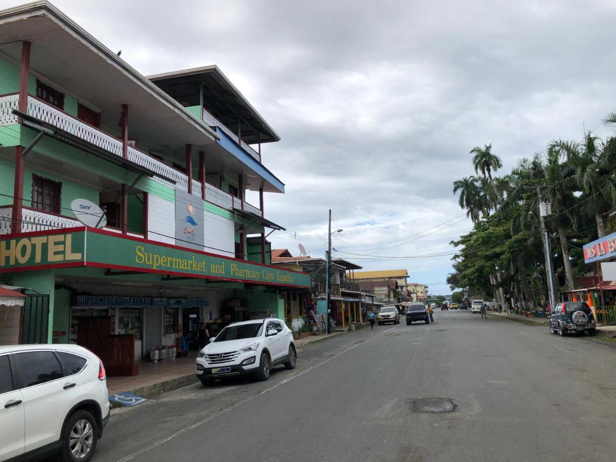 Reff Hotel Bocas Town Kültér fotó